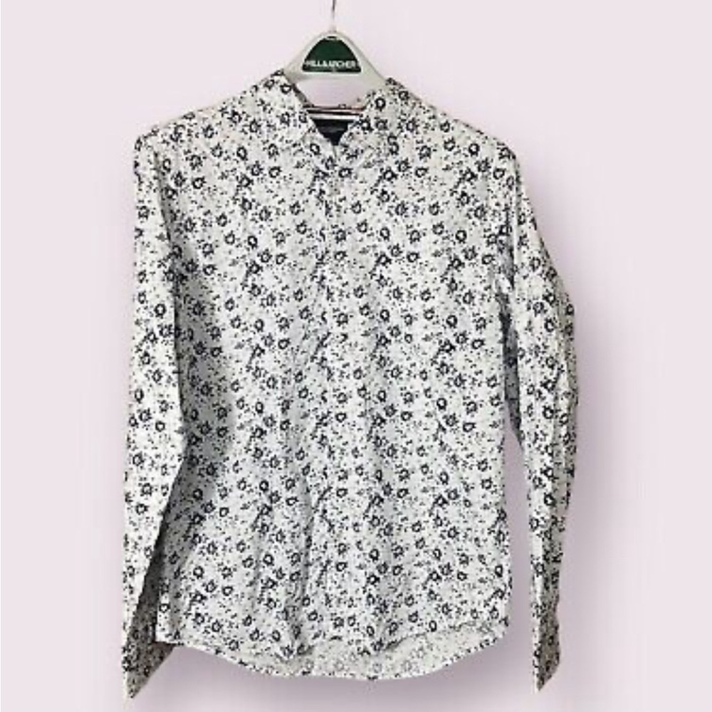 NWT Denim And Flower Button Up Down Floral Shirt